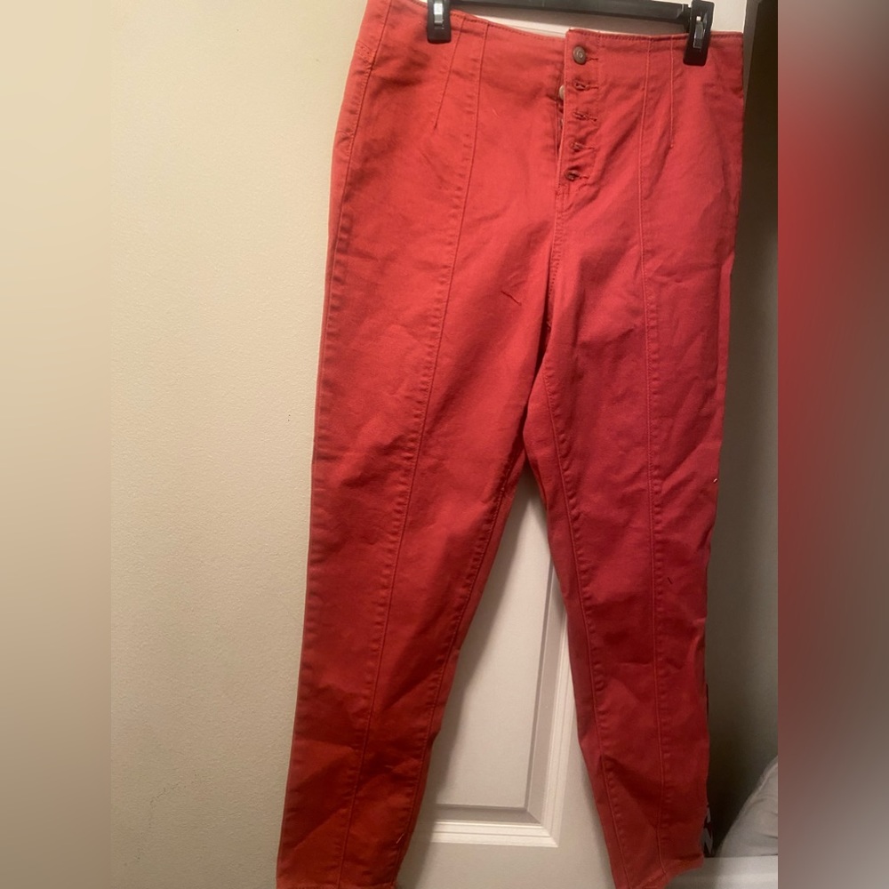 Brand new women high waisted reddish jeans